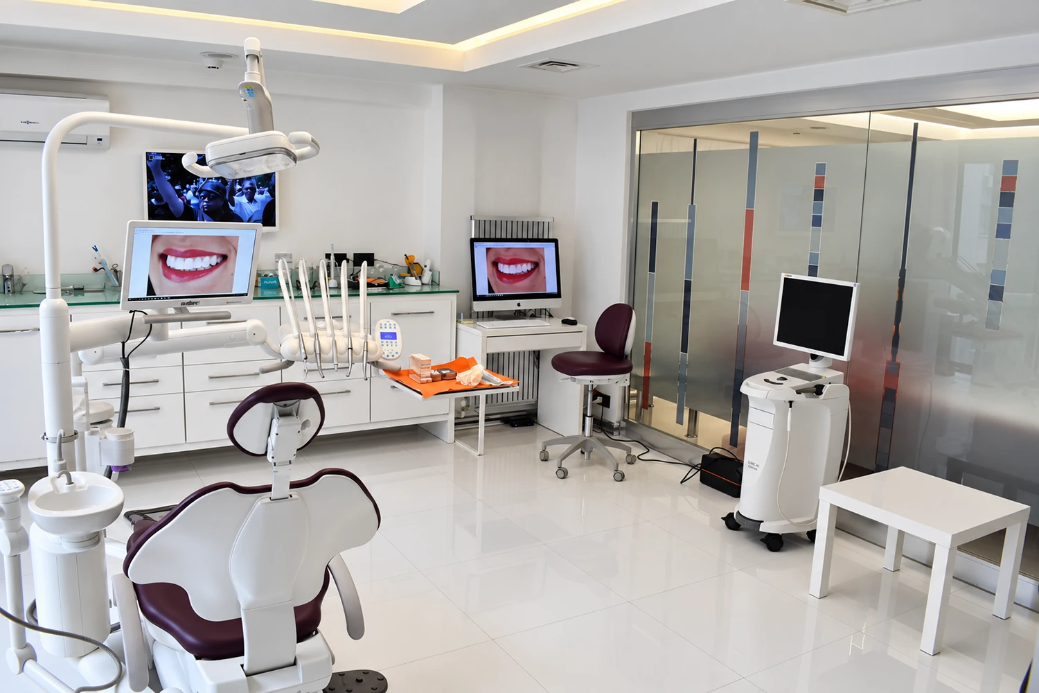 Alp Bulgur Diş Kliniği iç mekân görünümü 1